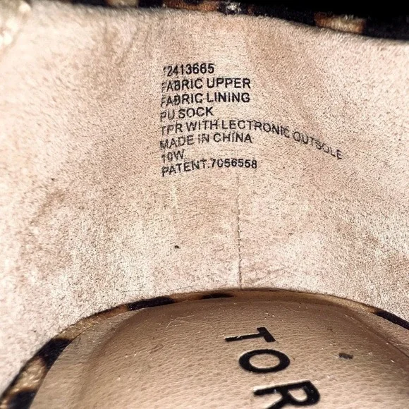 TORRID SIZE 10W LEOPARD CHEETA ANIMAL PRINT FLATS - Picture 10 of 11